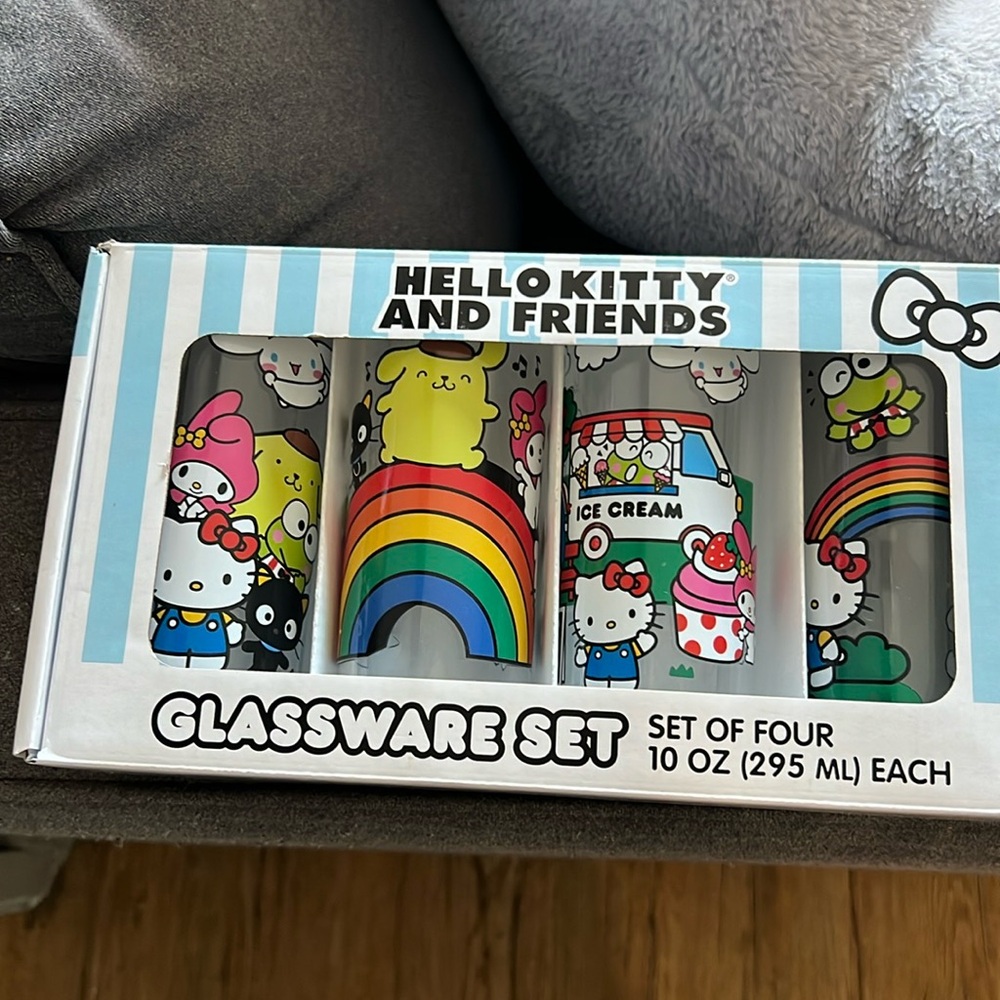 HELLLO KITTY GLASSWARE SET set of 4 and matching shot glasses set of 4 also